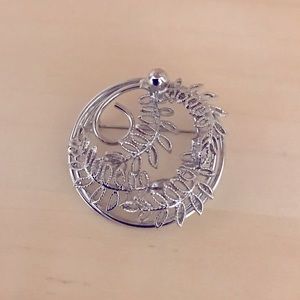 Vintage Silver Toned Fern Brooch